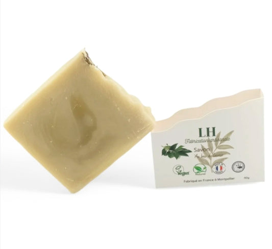 Superfatted soap with Laurel Berries
